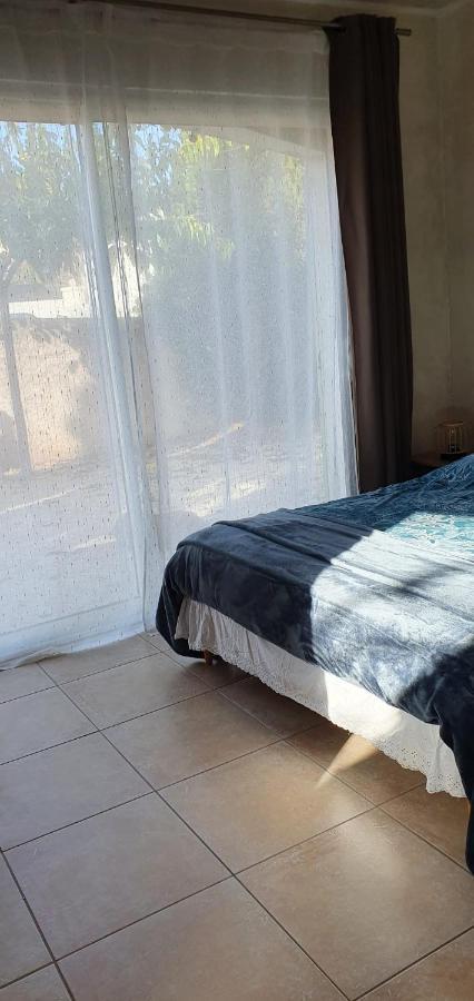 Studio Cosy Avec Grande Terrasse Au Calme Villa Saint-Cyr-sur-Mer Dış mekan fotoğraf