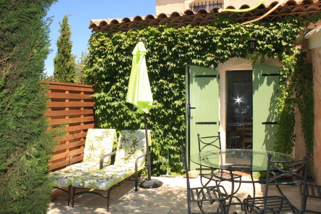 Studio Cosy Avec Grande Terrasse Au Calme Villa Saint-Cyr-sur-Mer Dış mekan fotoğraf